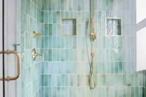 alcove-tiled-shower